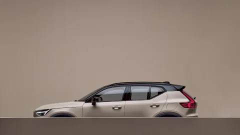 ex40-electric-gallery-9-16x9-2.webp